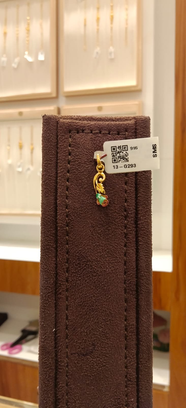 Single Hook Dollar
